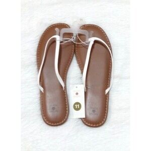 SHADE & SHORE Women's Faux Leather Flip Flop Sandals "WHITE" (Size 11) BRAND NEW